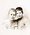 Солодовникова Анна Владимировна, урожд. Бахрушина (1879-1958), с ребенком