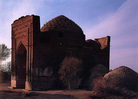 The mausoleum in Kunya Urgench :: A twelfth-century mausoleum in Kunya Urgench (Old Urgench)