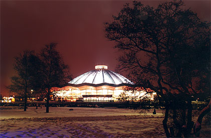 The Circus on Vernadskiy Avenue :: 